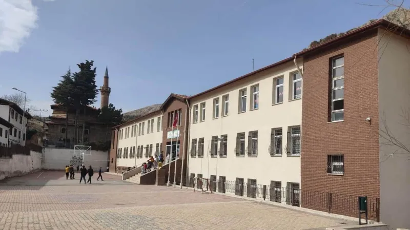 Tokat İbni Sina Ortaokulu - Tokat Ortaokulları