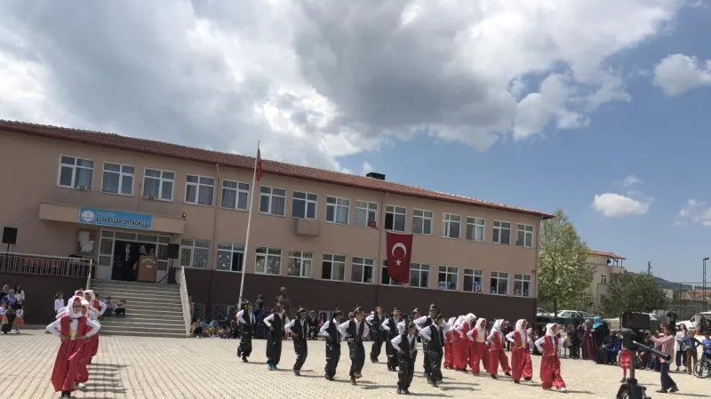 Tokat Alparslan Ortaokulu - Tokat Ortaokulları