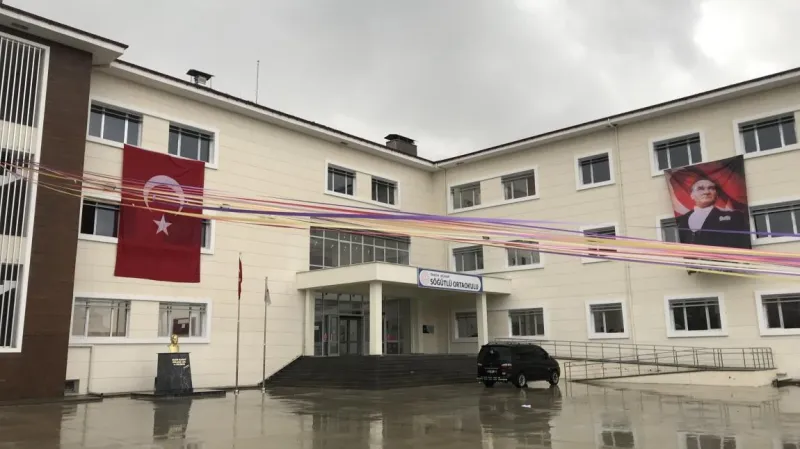 Trabzon Söğütlü Ortaokulu - Trabzon Ortaokulları