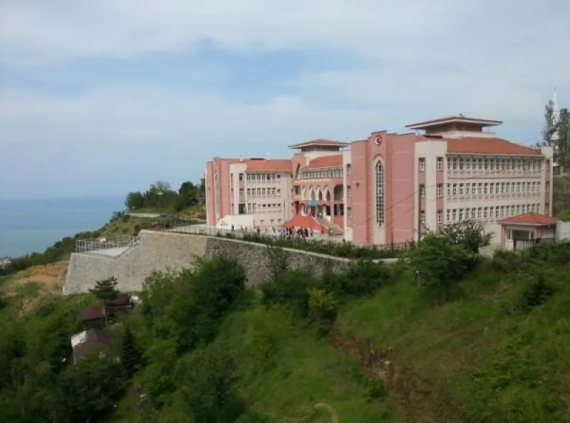 Trabzon Sarıtaş İmam-Hatip Ortaokulu - Trabzon Ortaokulları