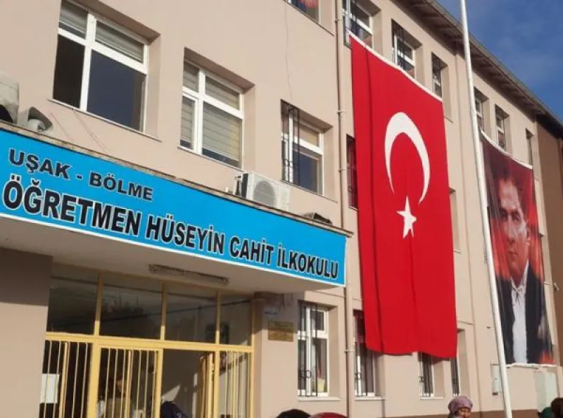 Uşak Bölme Öğretmen Hüseyin Cahit Ortaokulu - Uşak Ortaokulları