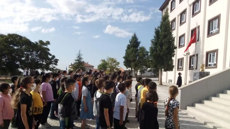 Uşak Saime Sefa Erdoğan Ortaokulu - Uşak Ortaokulları