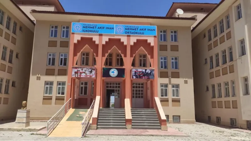 Van Toki Memur-Sen Mehmet Akif İnan Ortaokulu - Van Ortaokulları