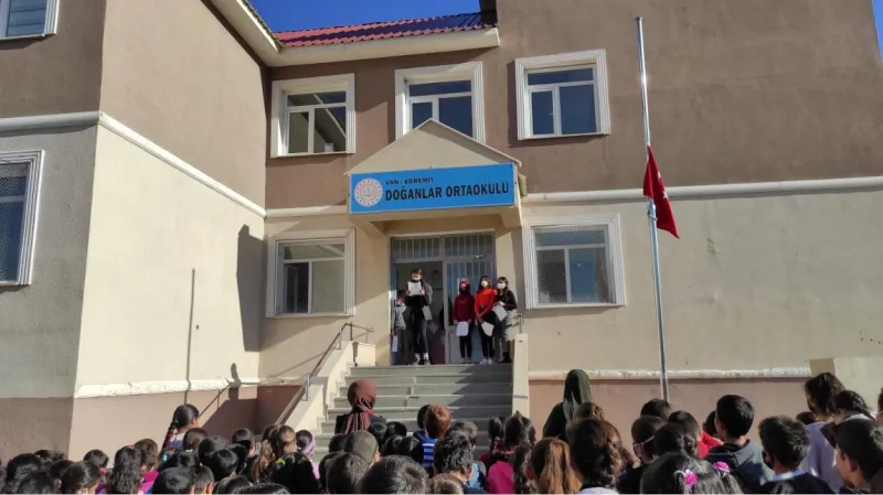 Van Doğanlar Ortaokulu - Van Ortaokulları