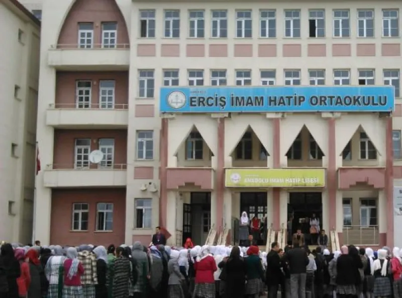 Van Şehit Ramazan Keserci İmam Hatip Ortaokulu - Van Ortaokulları