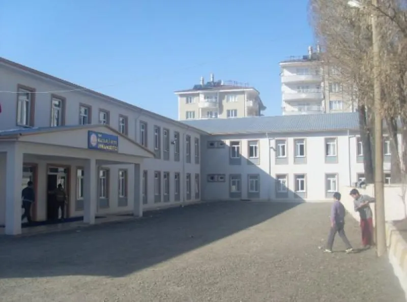 Van Hacı Ali Akın Ortaokulu - Van Ortaokulları