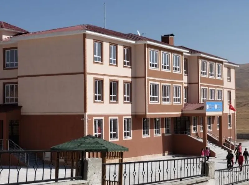 Van Kemal Cantayan İmam Hatip Ortaokulu - Van Ortaokulları