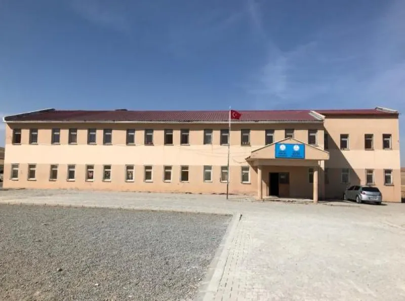 Van Nebi Bey Ortaokulu - Van Ortaokulları