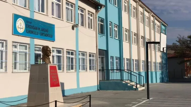 Yozgat Erdoğan M.Akdağ Ortaokulu - Yozgat Ortaokulları