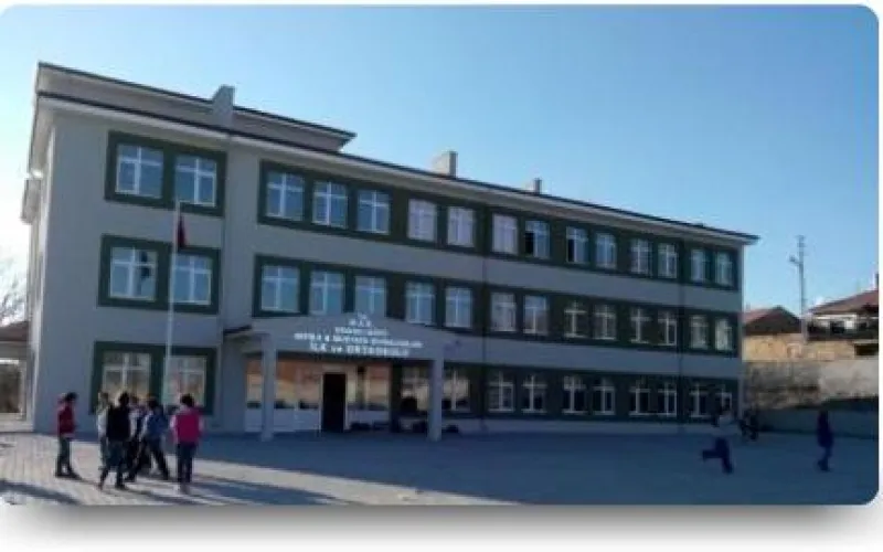 Yozgat Refika-Mustafa Kıymazaslan Ortaokulu - Yozgat Ortaokulları