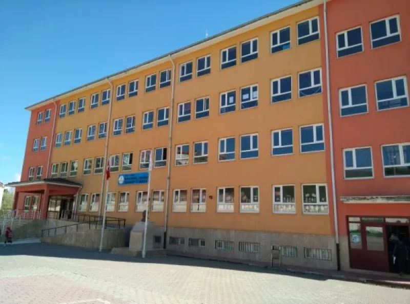 Yozgat Namık Kemal İmam Hatip Ortaokulu - Yozgat Ortaokulları