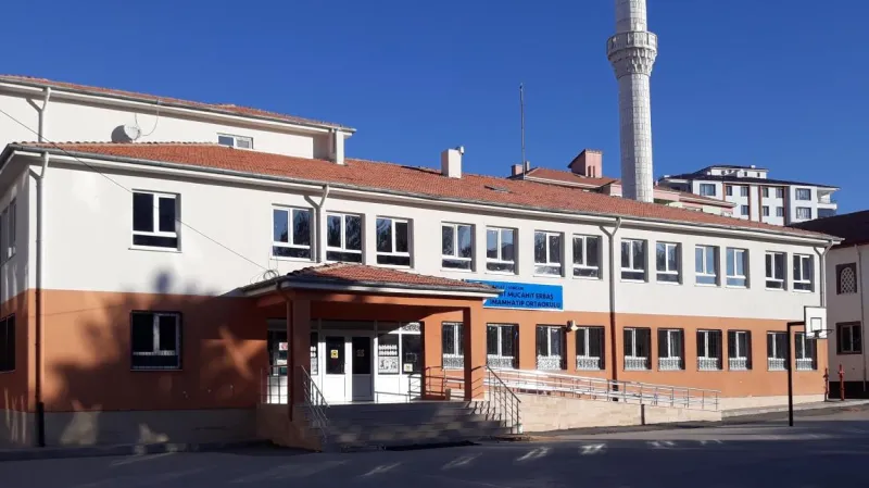 Yozgat Şehit Mücahit Erbaş İmam Hatip Ortaokulu - Yozgat Ortaokulları