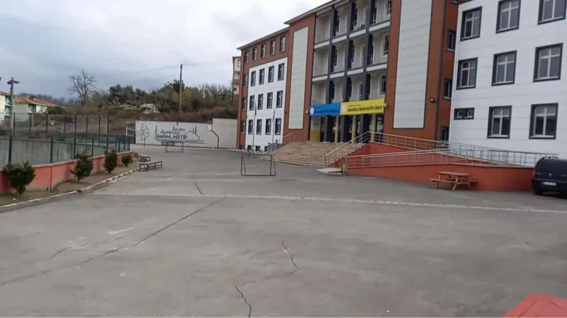 Alaplı İmam Hatip Ortaokulu Fotoğrafı